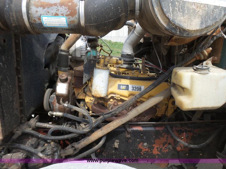 image for item BG9128 1979 International F2574 mixer truck