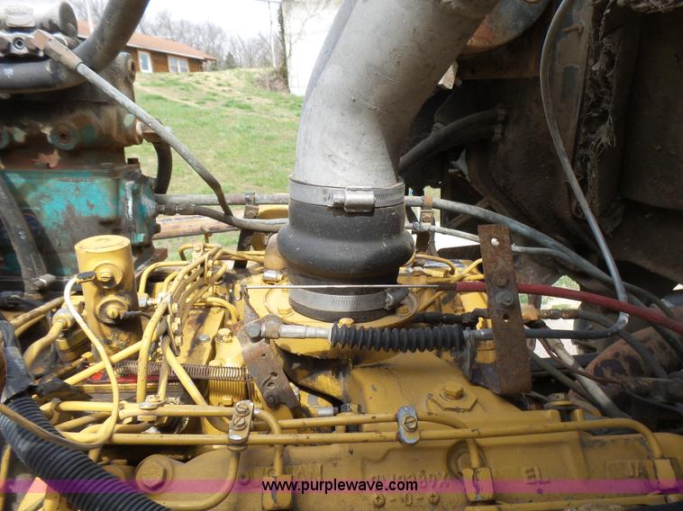 image for item BG9128 1979 International F2574 mixer truck