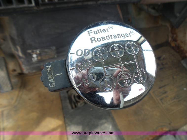 image for item BG9128 1979 International F2574 mixer truck