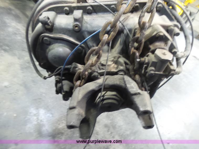 image for item BG9129 Eaton Fuller R17608LL transmission