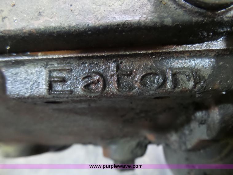image for item BG9129 Eaton Fuller R17608LL transmission