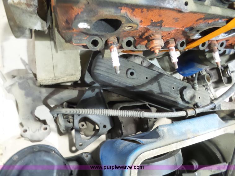 image for item BG9130 Chevrolet 350 C.I.D. engine block