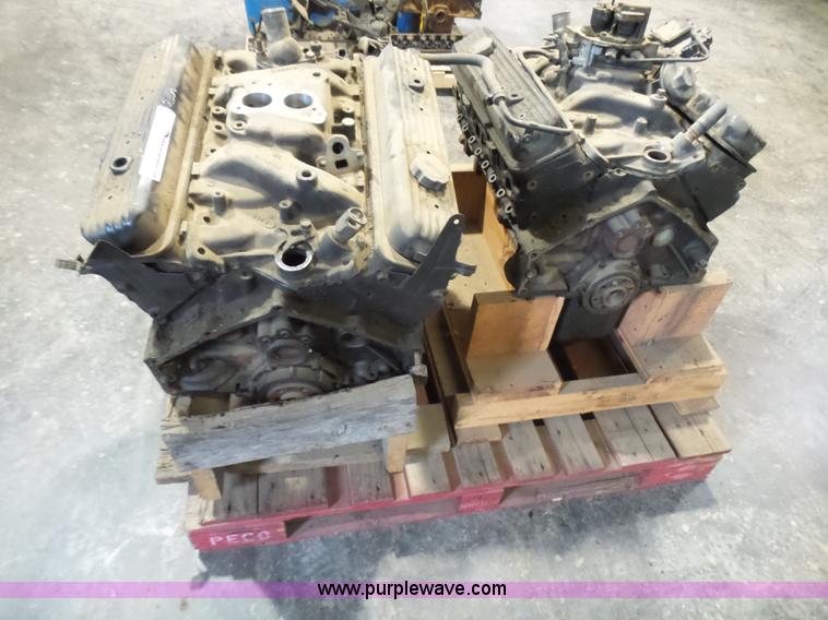 image for item BG9131 (2) Chevrolet 350 C.I.D. engines