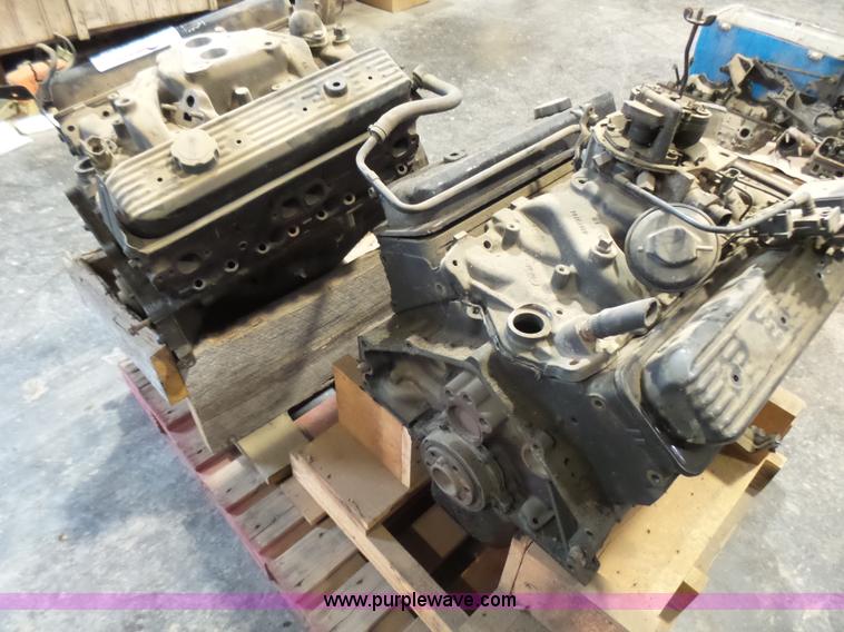 image for item BG9131 (2) Chevrolet 350 C.I.D. engines