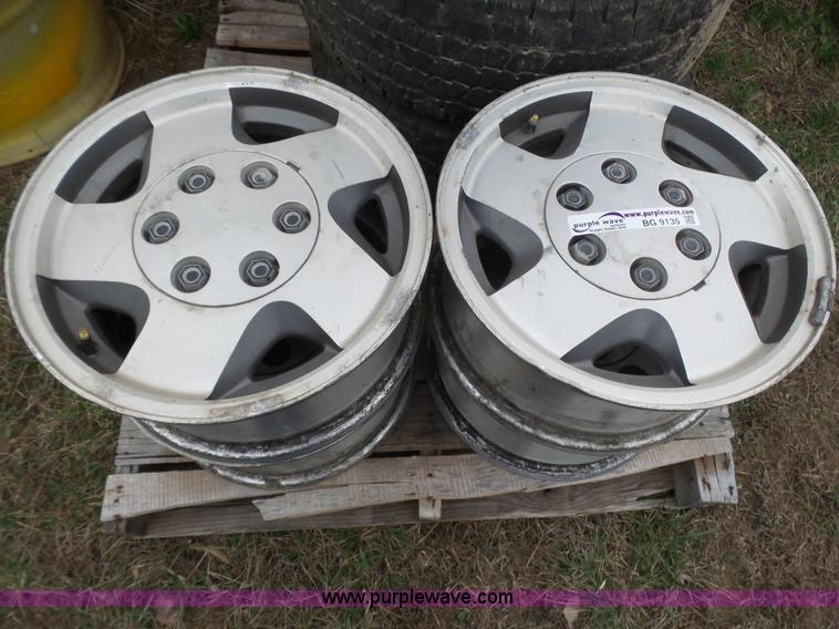 image for item BG9135 Assorted wheels and tires