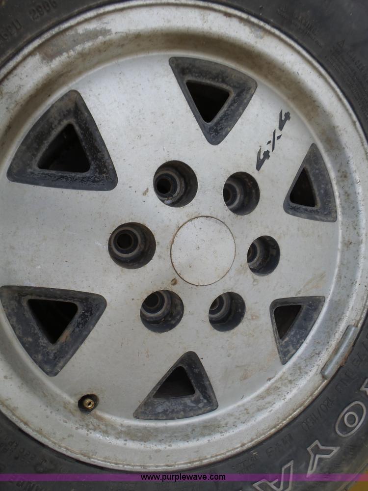 image for item BG9135 Assorted wheels and tires