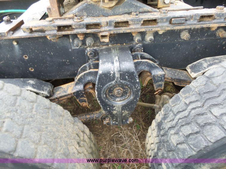 image for item BL9540 1990 Freightliner FLD semi truck