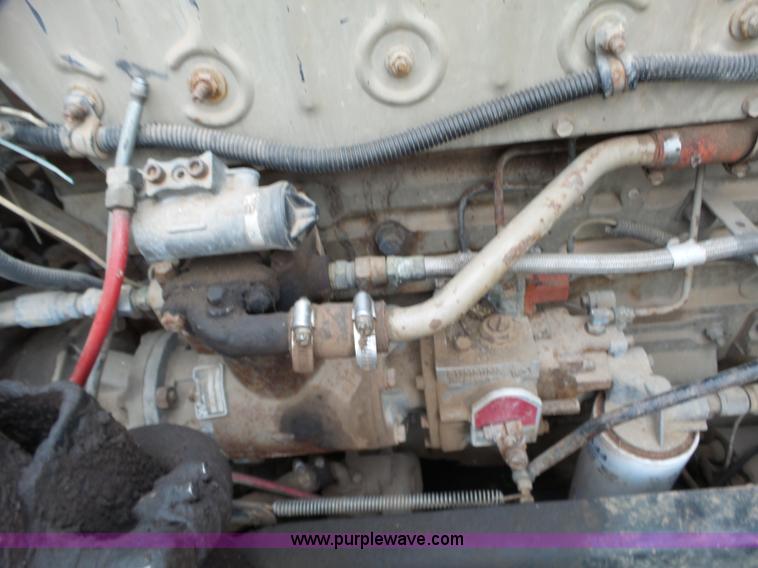 image for item BL9540 1990 Freightliner FLD semi truck