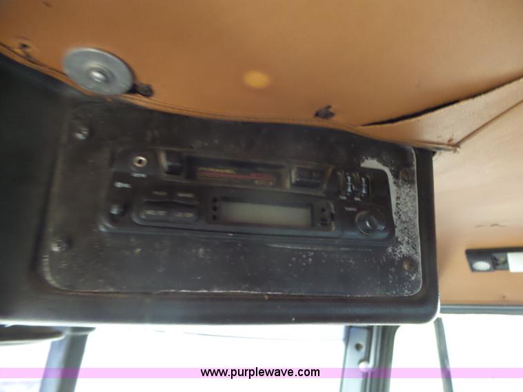 image for item BL9540 1990 Freightliner FLD semi truck