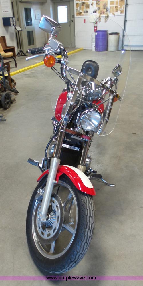 image for item BL9547 1995 Honda Shadow motorcyle