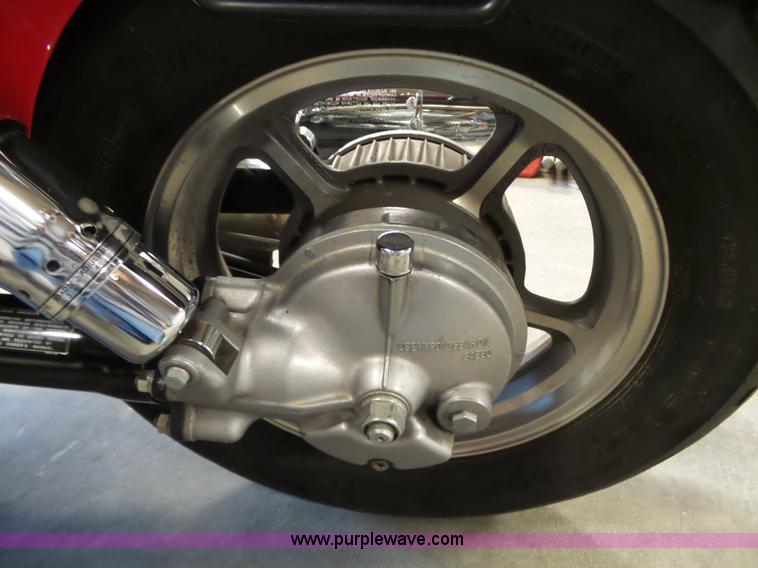 image for item BL9547 1995 Honda Shadow motorcyle