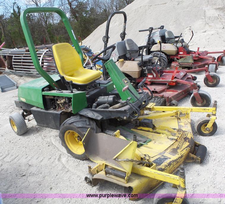 image for item BL9552 John Deere F925 lawn mower