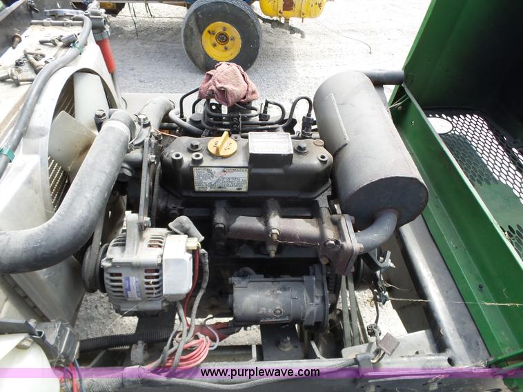 image for item BL9552 John Deere F925 lawn mower