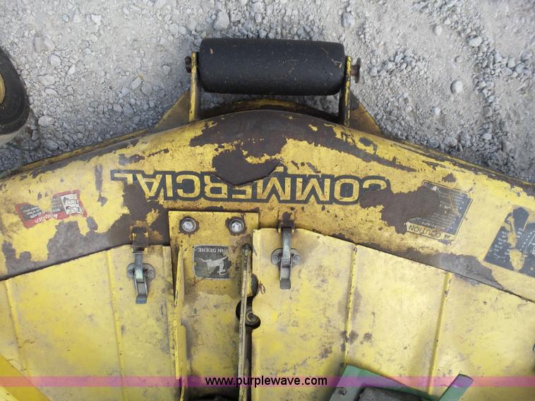 image for item BL9552 John Deere F925 lawn mower