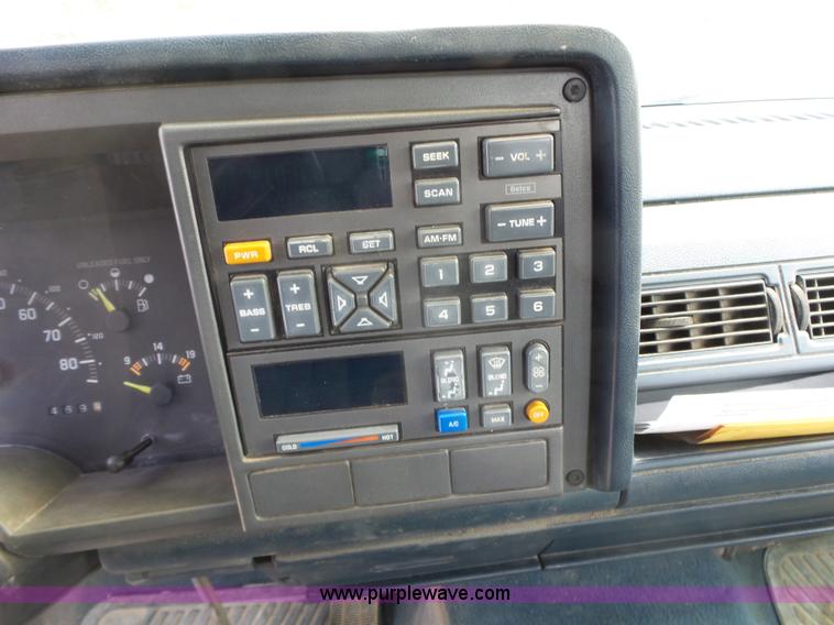 image for item BL9553 1993 Chevrolet 1500 Ext. Cab pickup truck