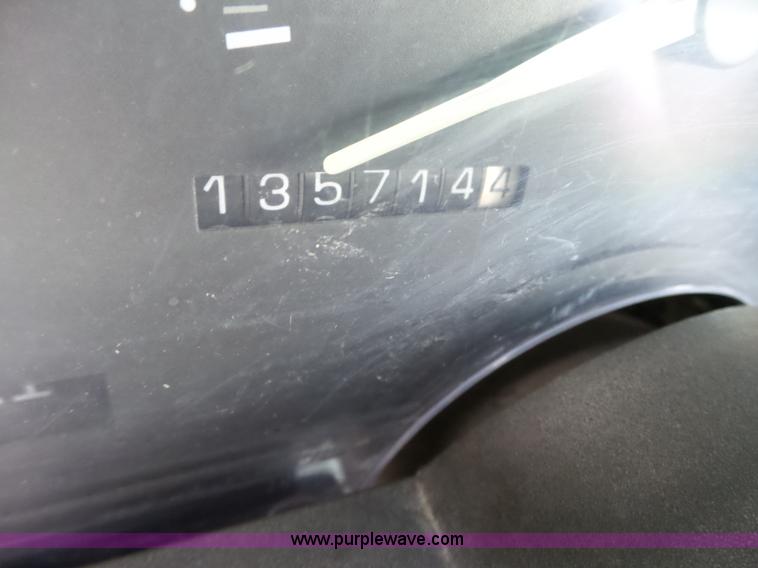 image for item BL9553 1993 Chevrolet 1500 Ext. Cab pickup truck