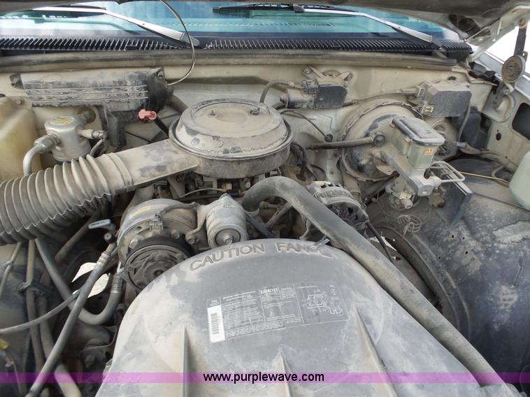 image for item BL9553 1993 Chevrolet 1500 Ext. Cab pickup truck