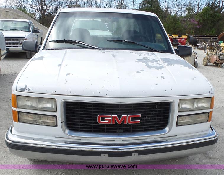 image for item BL9554 1996 GMC Sierra 1500 Ext. Cab pickup truck