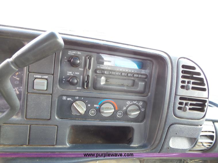 image for item BL9554 1996 GMC Sierra 1500 Ext. Cab pickup truck