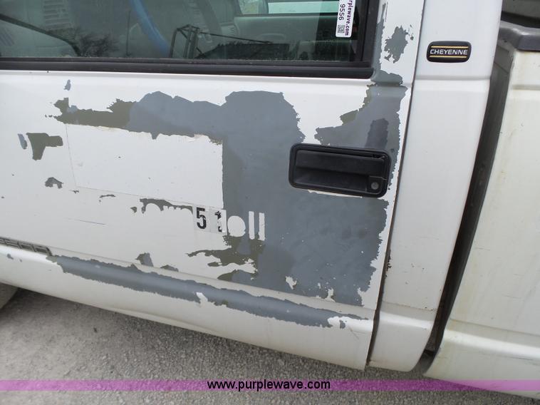 image for item BL9556 1997 Chevrolet 2500HD pickup truck