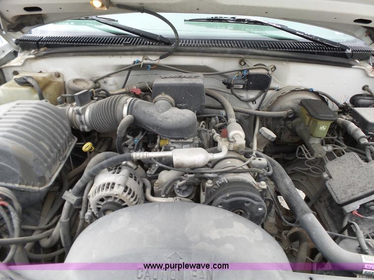 image for item BL9556 1997 Chevrolet 2500HD pickup truck