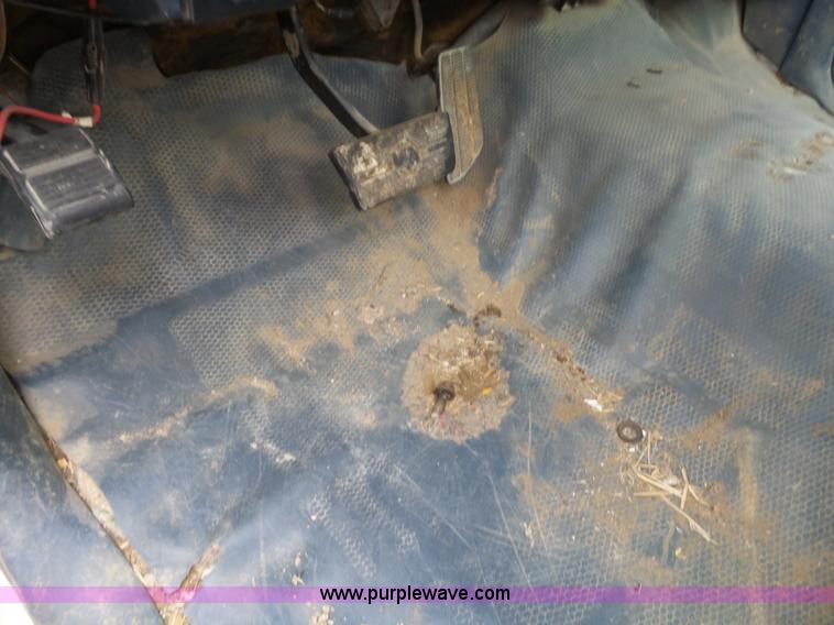 image for item BL9562 1994 GMC Sierra 1500 pickup truck