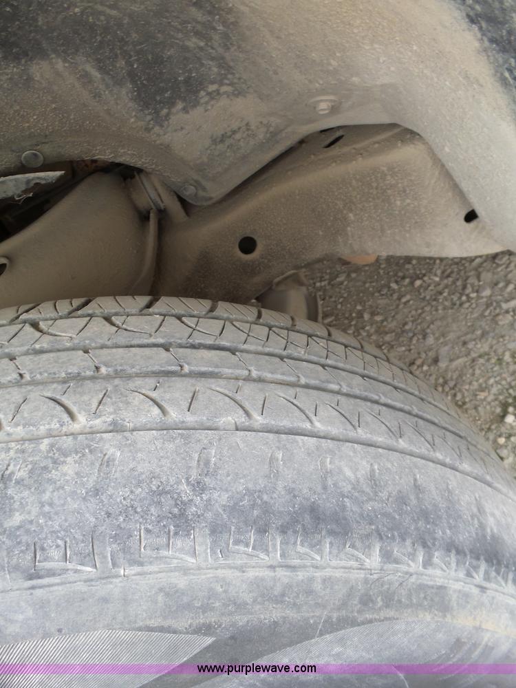 image for item BL9562 1994 GMC Sierra 1500 pickup truck