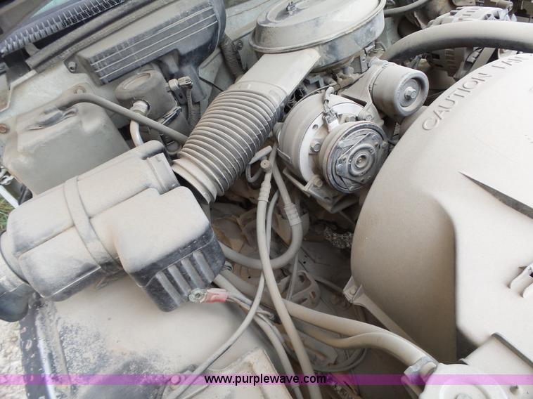 image for item BL9562 1994 GMC Sierra 1500 pickup truck