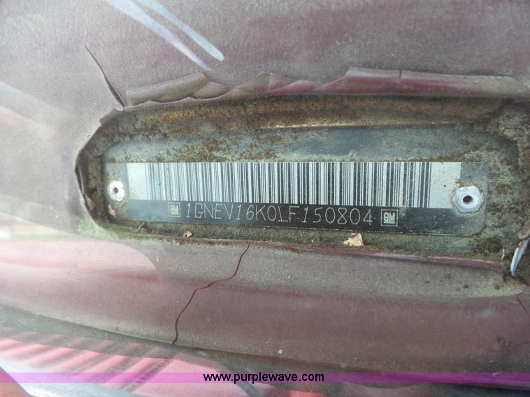 image for item BL9574 1990 Chevrolet Suburban V1500 SUV