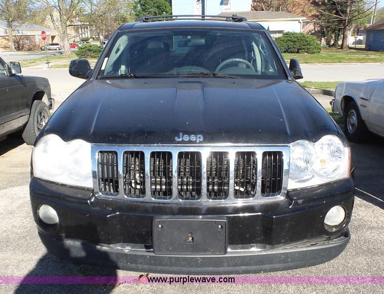 image for item BL9727 2005 Jeep Grand Cherokee Limited SUV