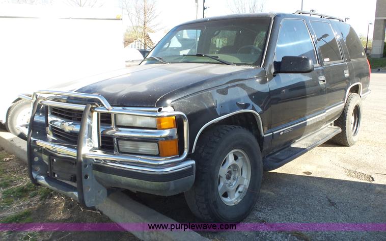 image for item BL9729 1997 Chevrolet Tahoe SUV
