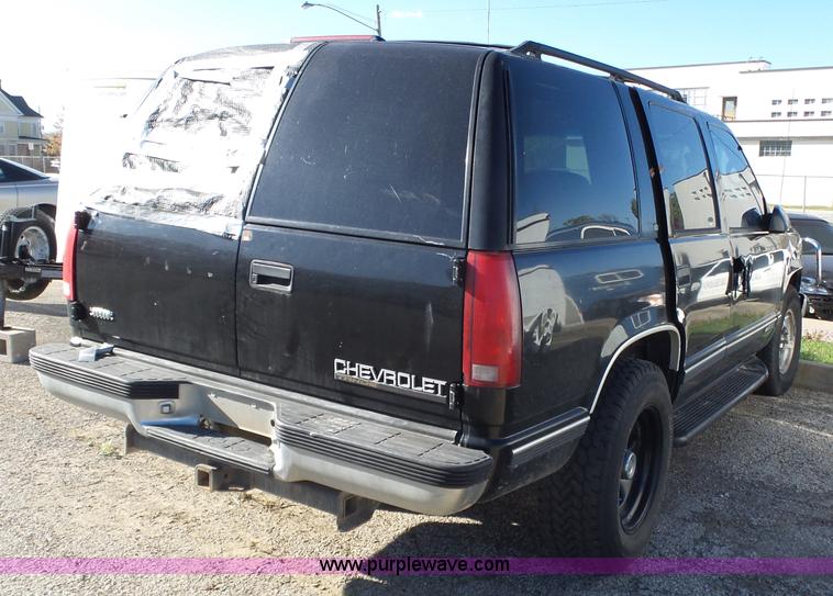 image for item BL9729 1997 Chevrolet Tahoe SUV