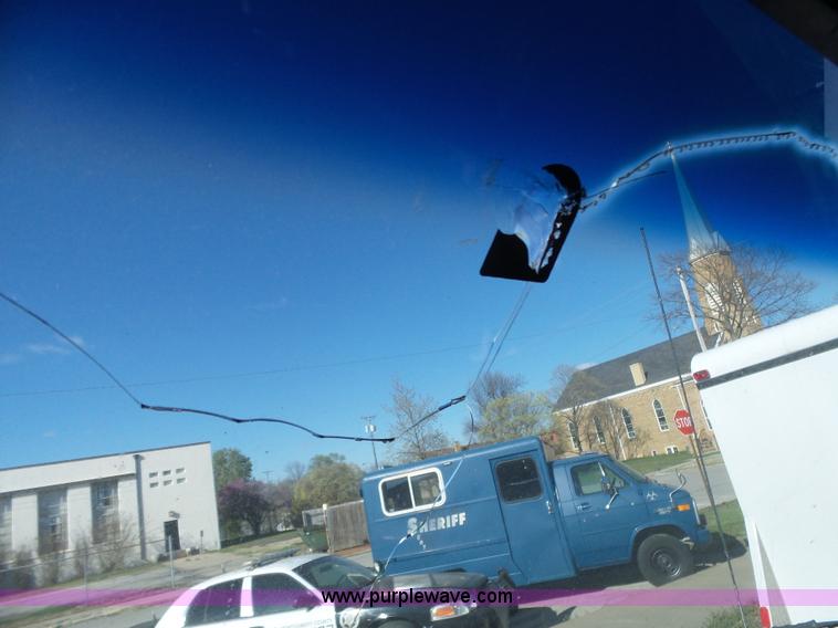 image for item BL9729 1997 Chevrolet Tahoe SUV