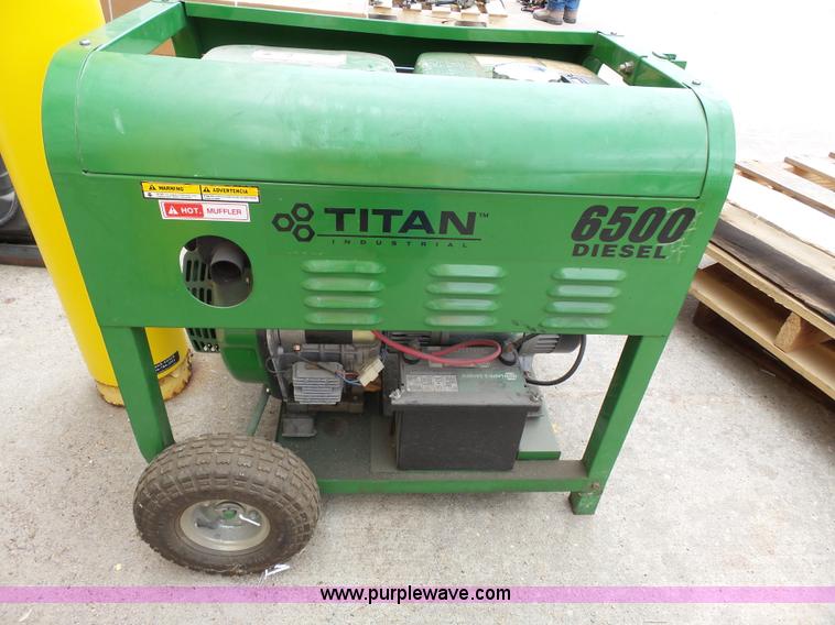 image for item BN9679 Titan Industrial 6500 generator