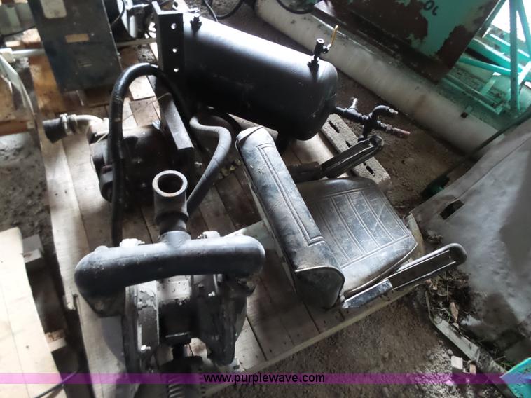 image for item BS9892 EZ-Liner striping system