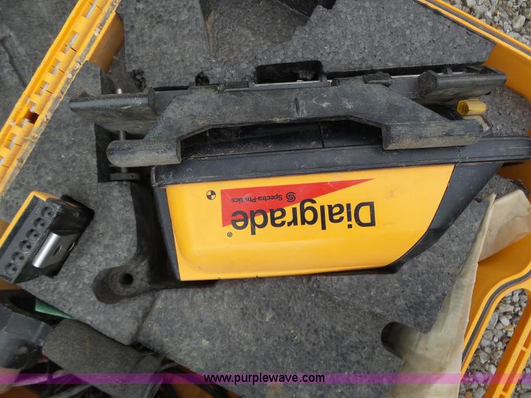 image for item BS9894 Dialgrade Spectra Physics pipe laser