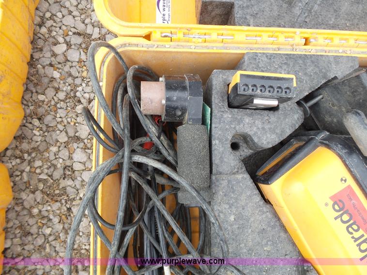 image for item BS9894 Dialgrade Spectra Physics pipe laser