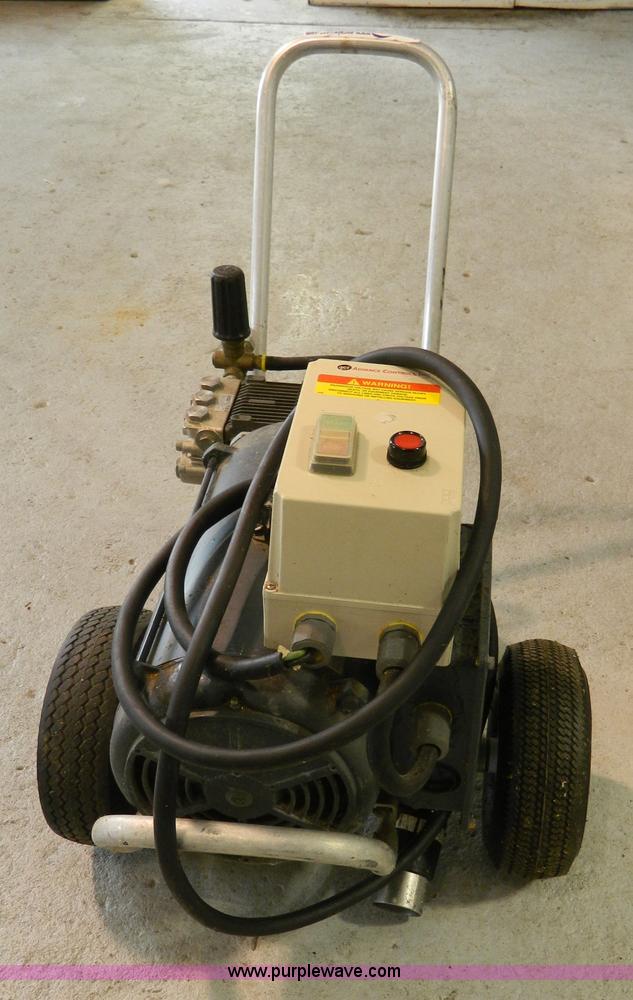image for item BT9750 Pressure Pro E Series pressure washer