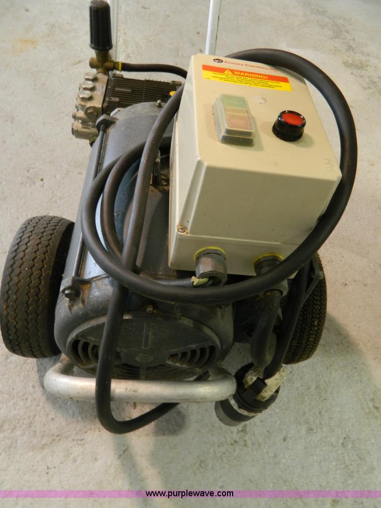 image for item BT9750 Pressure Pro E Series pressure washer