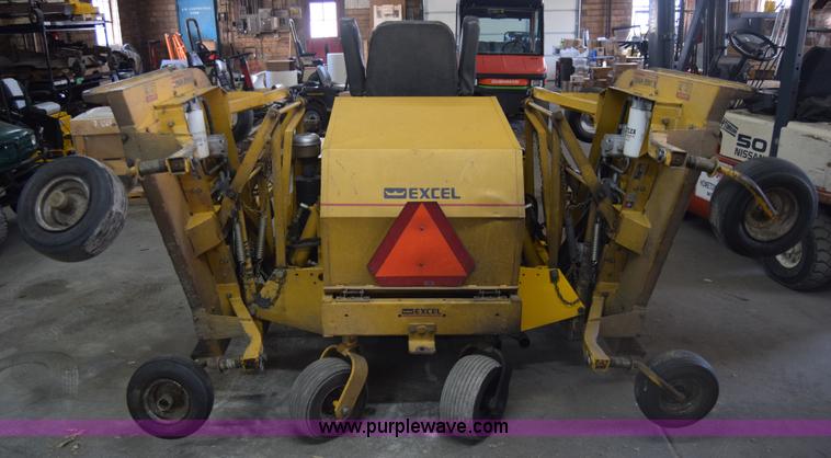 image for item BW9423 Hustler Excel 4600 lawn mower