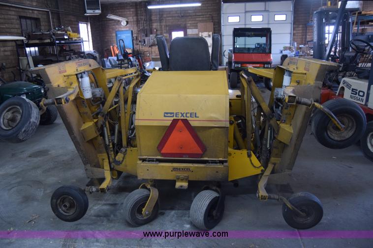 image for item BW9423 Hustler Excel 4600 lawn mower