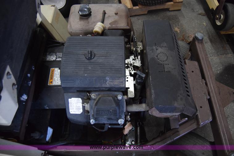 image for item BW9424 Grasshopper 720K lawn mower