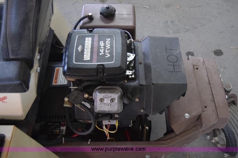 image for item BW9425 Grasshopper 614 lawn mower