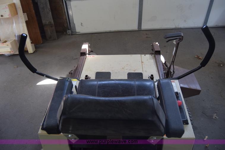 image for item BW9425 Grasshopper 614 lawn mower