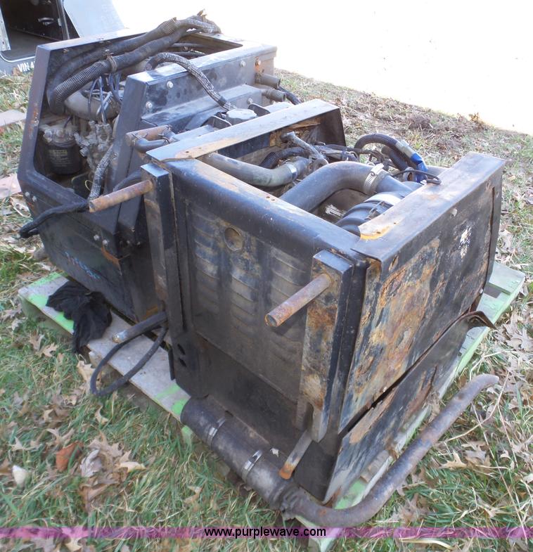 image for item BX9042 (2) auxiliary power units