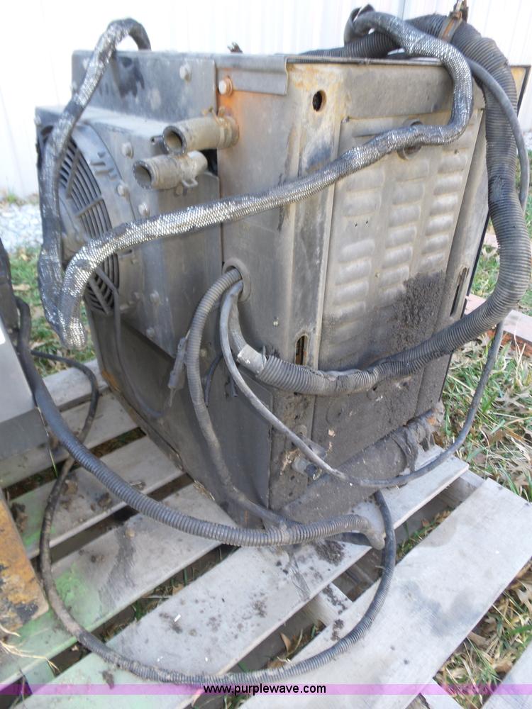 image for item BX9042 (2) auxiliary power units