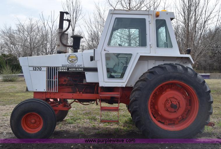 image for item BX9691 Case 1370 tractor