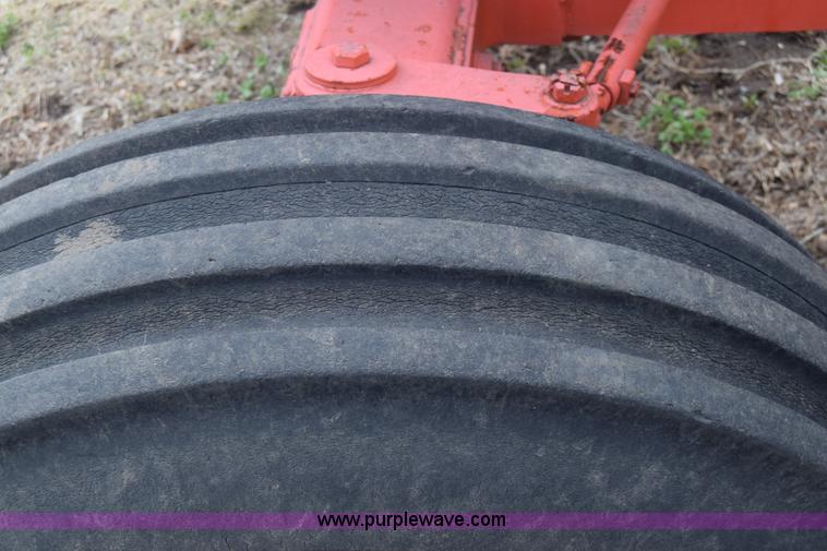 image for item BX9691 Case 1370 tractor