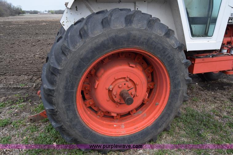 image for item BX9691 Case 1370 tractor