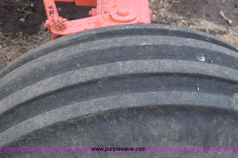 image for item BX9691 Case 1370 tractor